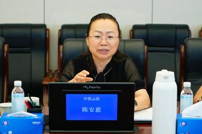 陳安惠與云南省公路局局長吳詠星一行座談交流